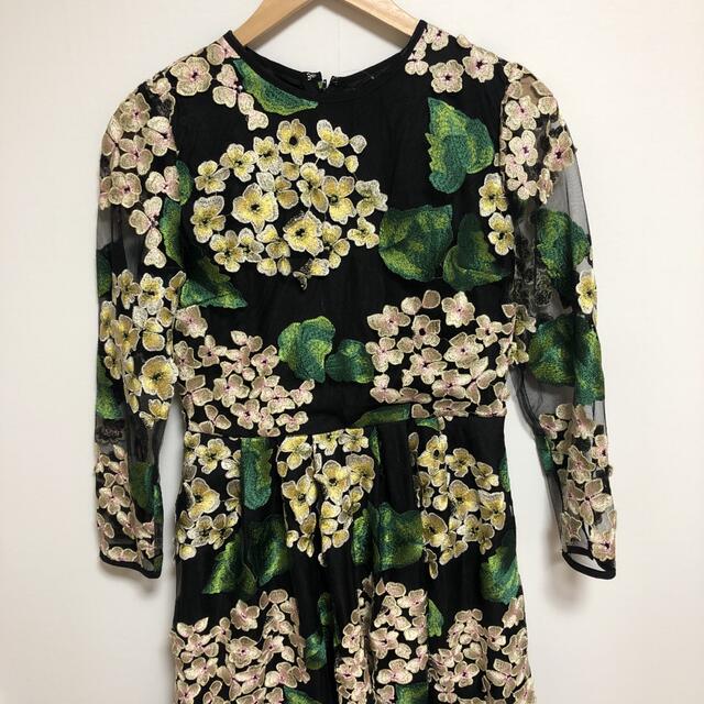 chesty チェスティ 紫陽花 刺繍 花柄ワンピース 1 chesty チェスティ 紫陽花 刺繍 花柄ワンピース 1
