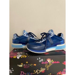 DOLCE&GABBANA(ブルー・ネイビー/青色系)のフリマアイテム一覧 DOLCE&GABBANA(ブルー・ネイビー/青色系)のフリマアイテム一覧