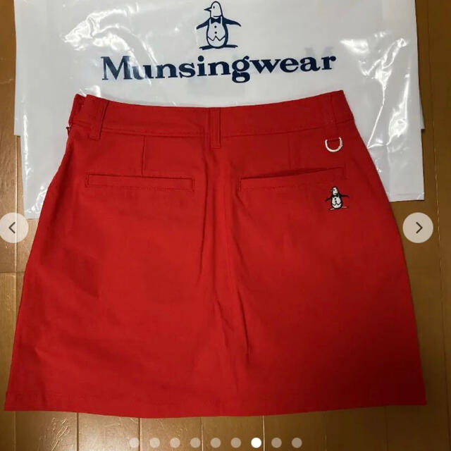 Munsingwear(マンシングウェア)のマンシングウエア　ゴルフスカート　新品未使用 スポーツ/アウトドアのゴルフ(ウエア)の商品写真