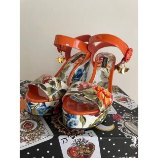 ドルチェアンドガッバーナ(DOLCE&GABBANA)のDolce&Gabbana美品✨サンダル(サンダル)