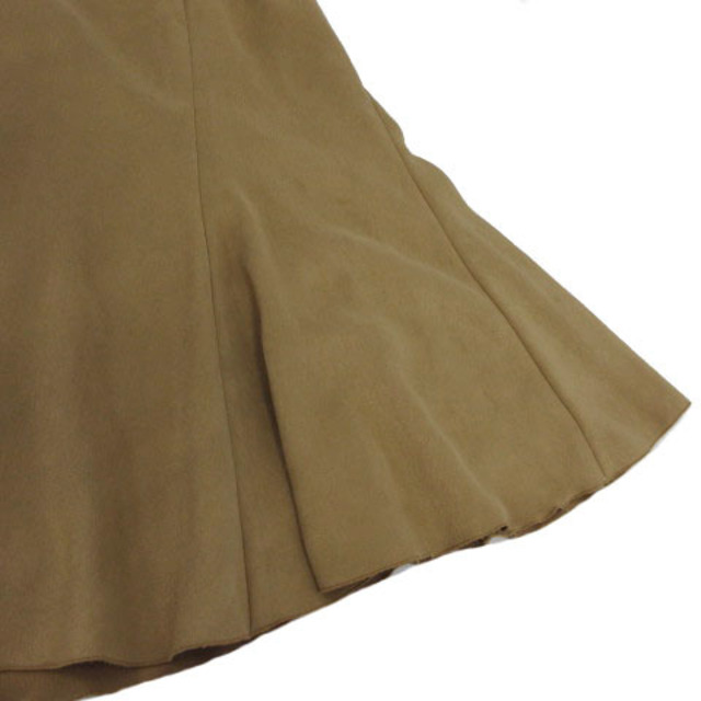 INDIVI(インディヴィ)のインディヴィ INDIVI スカート フレア ひざ丈 スエード調 ベージュ 38 レディースのスカート(ひざ丈スカート)の商品写真