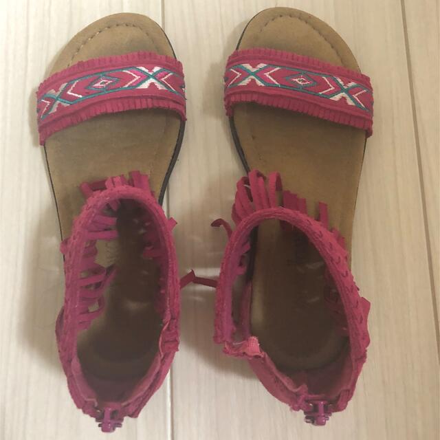 Minnetonka(ミネトンカ)のミネトンカ　子供　サンダル　19センチ キッズ/ベビー/マタニティのキッズ靴/シューズ(15cm~)(サンダル)の商品写真