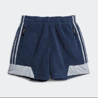 アディダス(adidas)のブロンディ シェルパショーツ(ジャージ)