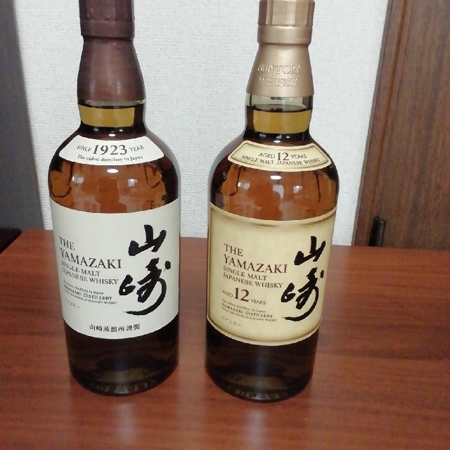 サントリー(サントリー)の山崎NVと山崎12年 食品/飲料/酒の酒(ウイスキー)の商品写真