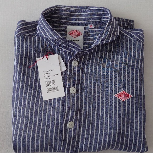 DANTON(ダントン)のDANTON ダントン 丸襟ポケット付き　ラウンドカラー半袖　リネン 美品　36 レディースのトップス(Tシャツ(半袖/袖なし))の商品写真
