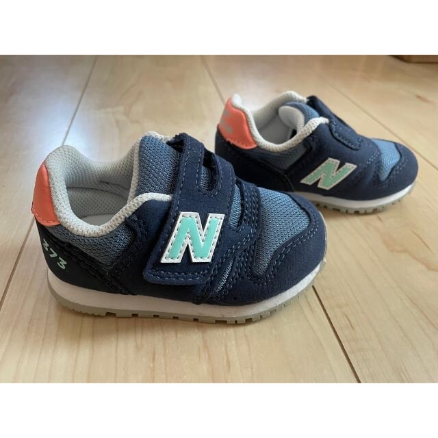 New Balance(ニューバランス)のあいめ様)ニューバランス　ネイビー　サイズ12 キッズ/ベビー/マタニティのベビー靴/シューズ(~14cm)(スニーカー)の商品写真