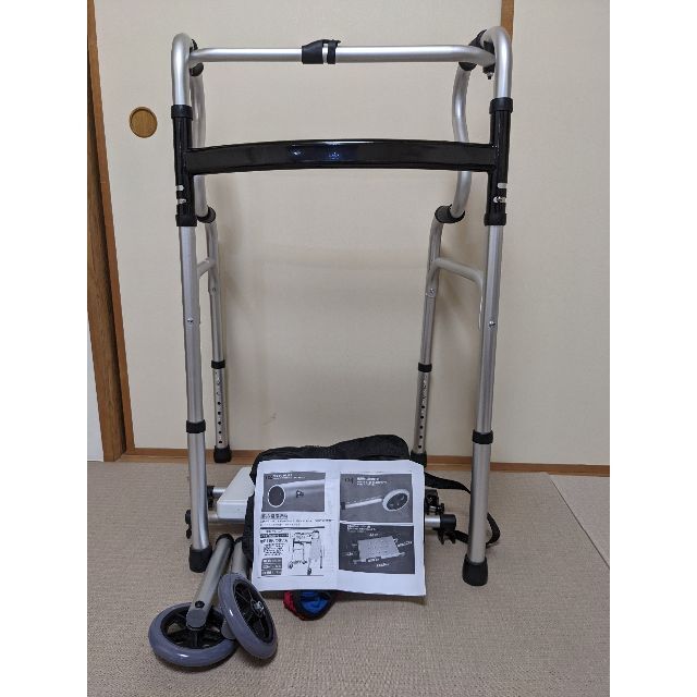 歩行補助器具 キャスター付き 介護椅子 多機能歩行器 4