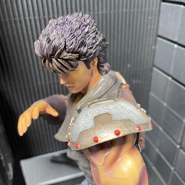 は自分にプチご褒美を 激レア!新品 海洋堂 北斗の拳1/6胸像 北斗神拳