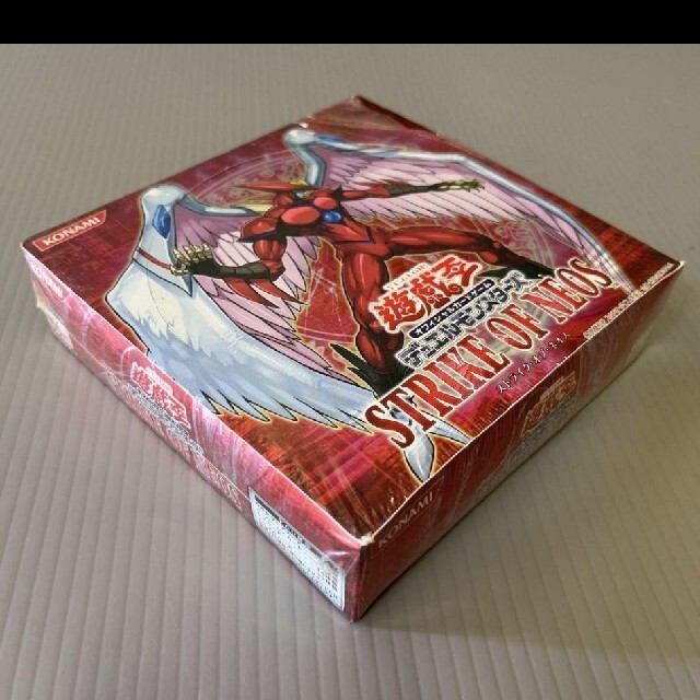 遊戯王(ユウギオウ)の遊戯王 ストライク・オブ・ネオス 1BOX シュリンク付き(破れ有り) エンタメ/ホビーのトレーディングカード(Box/デッキ/パック)の商品写真