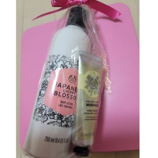 ザボディショップ(THE BODY SHOP)の★SALE★新品　ザ・ボディーショップ　ボディーローション&ハンドクリーム(ボディローション/ミルク)