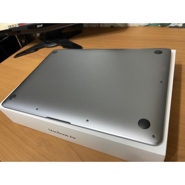 Apple(アップル)のApple Mac Book air M1チップMGN63J/A 美品中古 スマホ/家電/カメラのPC/タブレット(ノートPC)の商品写真