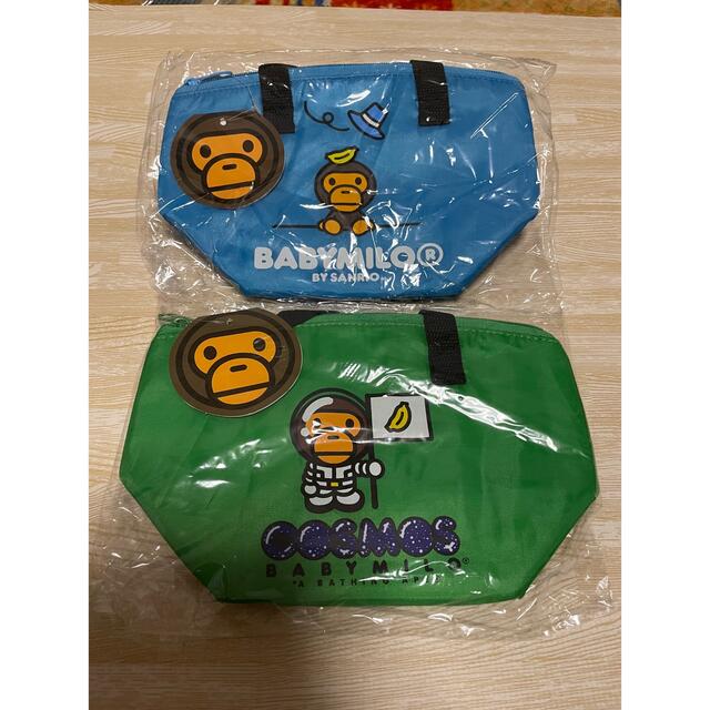 A BATHING APE(アベイシングエイプ)のA BATHING APE x SANRIO(サンリオ) 保冷バッグ 2点セット レディースのバッグ(その他)の商品写真