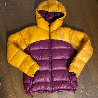 ザノースフェイス(THE NORTH FACE)の希少カラー ノースフェイス アコンカグアフーディ M(ダウンジャケット)