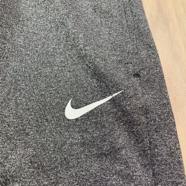 NIKE(ナイキ)の即発送 NIKE ナイキ レディース ドライフィット スウェットパンツ グレー レディースのパンツ(その他)の商品写真