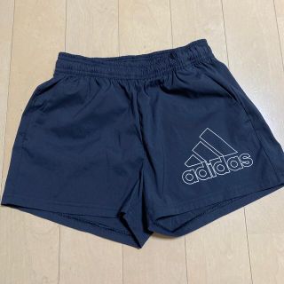 アディダス(adidas)のadidasナイロンショートパンツ(パンツ/スパッツ)