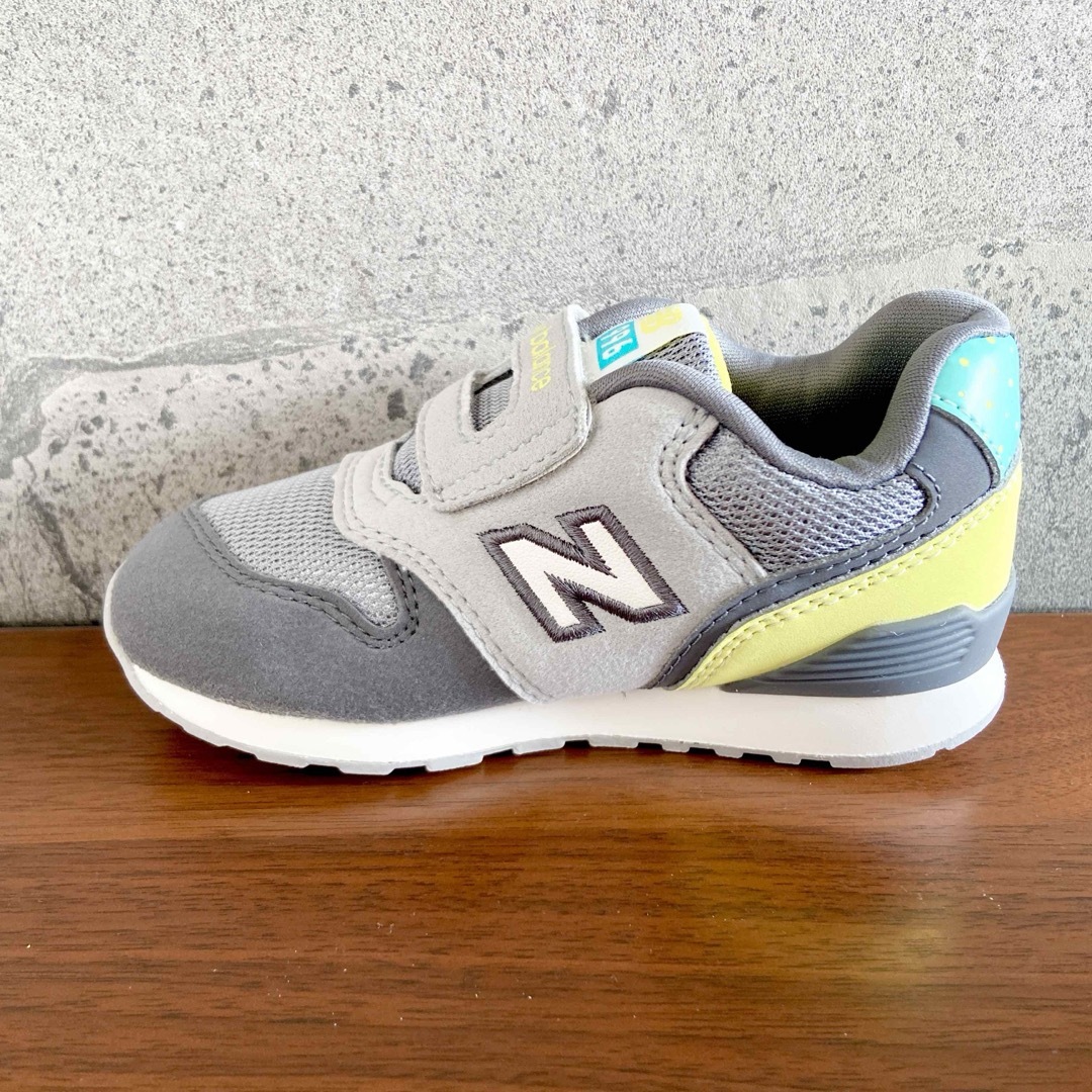 New Balance - 【新品】16.5センチ グレー×ミント New Balance - 【新品】16.5センチ グレー×ミント