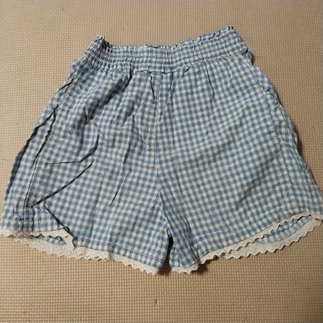 キッズ　半ズボン　サイズ１３０　ギンガムチェック キッズ/ベビー/マタニティのキッズ服女の子用(90cm~)(パンツ/スパッツ)の商品写真