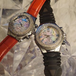 付属品カード箱有TechnoMarine テクノマリーン クウォーツ　ダイヤ　腕時計