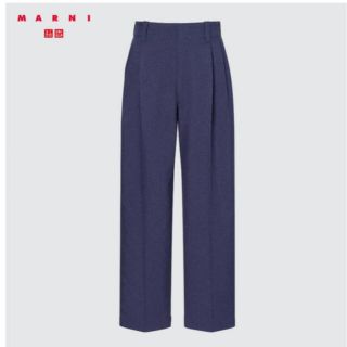 ユニクロ(UNIQLO)のUNIQLO MARNI ワイドフィットタックパンツ　Mサイズ(スラックス)