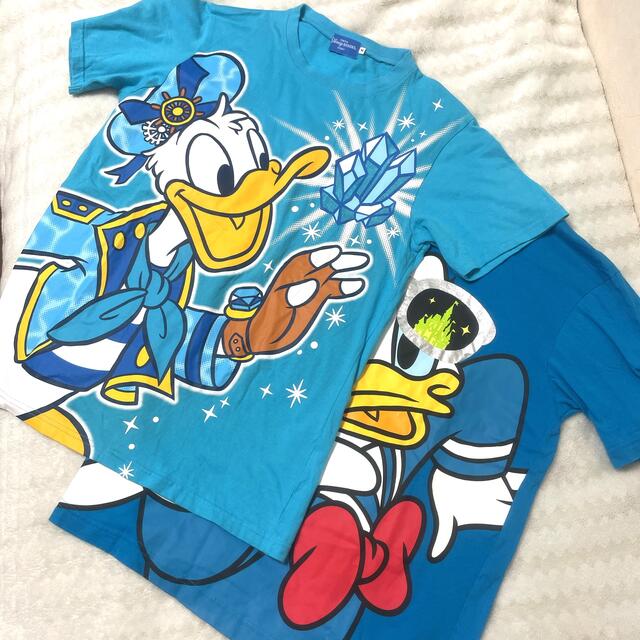 Disney(ディズニー)のドナルドダック Tシャツ 2枚 うち15周年限定1枚 Disney resort レディースのトップス(Tシャツ(半袖/袖なし))の商品写真