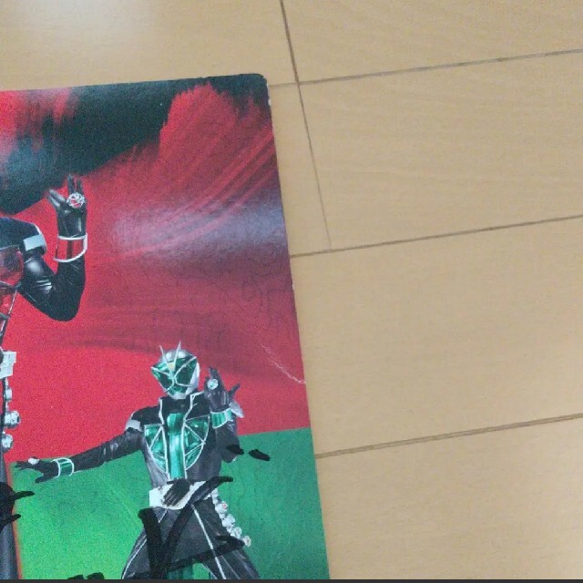 匿名配送  仮面ライダー ウィザード サイン色紙 エンタメ/ホビーのフィギュア(特撮)の商品写真