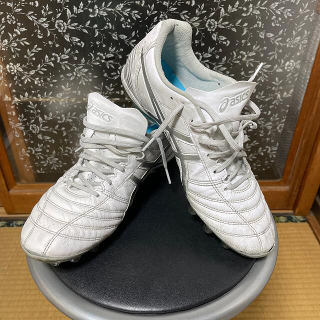 asics(アシックス)のアシックス　中古サッカースパイク　DS LIGHT AG L.E. チケットのスポーツ(サッカー)の商品写真