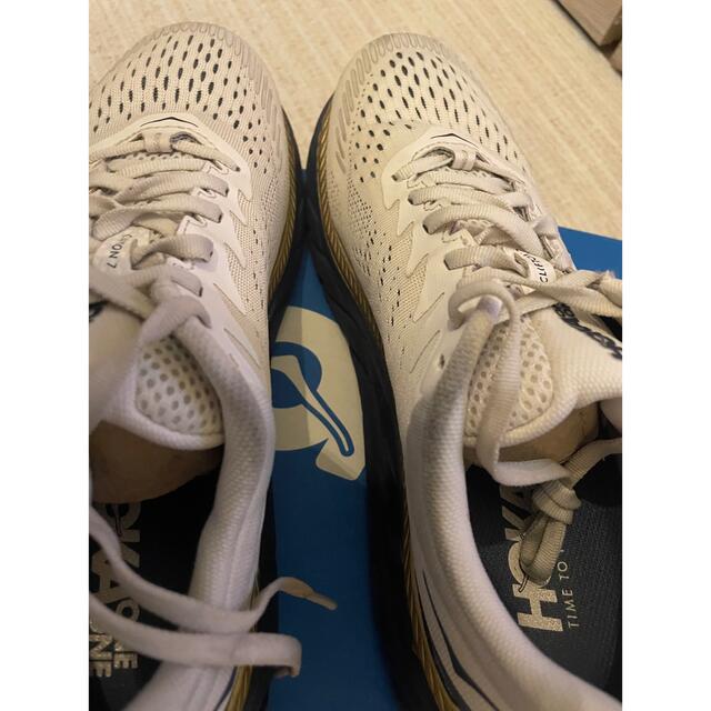 HOKA ONE ONE(ホカオネオネ)のHOKA ONE ONE クリフトン7 TKPACK メンズの靴/シューズ(スニーカー)の商品写真