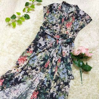 ザラ(ZARA)の一点限り　希少　ザラ　フラワー　花柄　ボタニカル　ワンピース  豪華な光沢感(ロングワンピース/マキシワンピース)