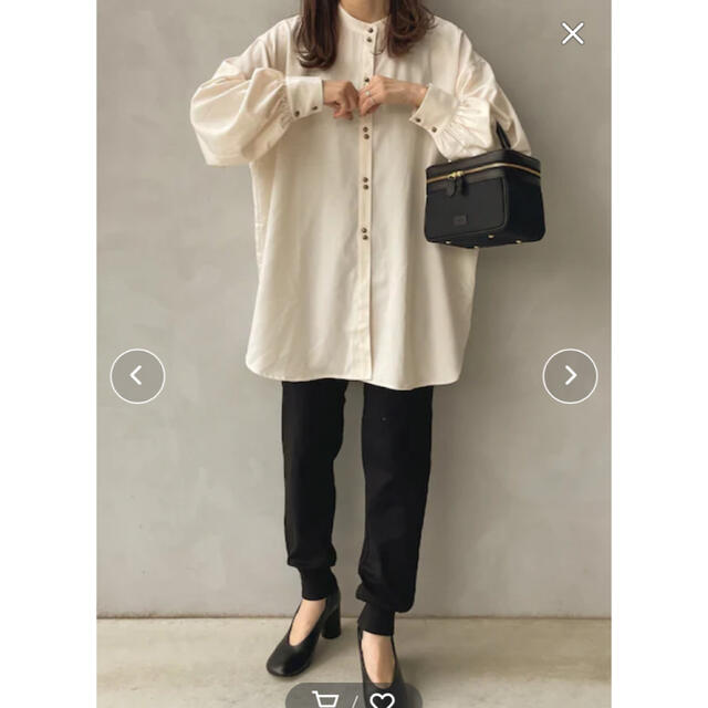 ZARA(ザラ)のクラシカルエルフ　2wayダブルボタンシャツ レディースのトップス(シャツ/ブラウス(長袖/七分))の商品写真