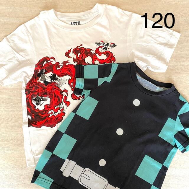 UNIQLO(ユニクロ)の120   鬼滅の刃　炭治郎　Tシャツセット キッズ/ベビー/マタニティのキッズ服男の子用(90cm~)(Tシャツ/カットソー)の商品写真