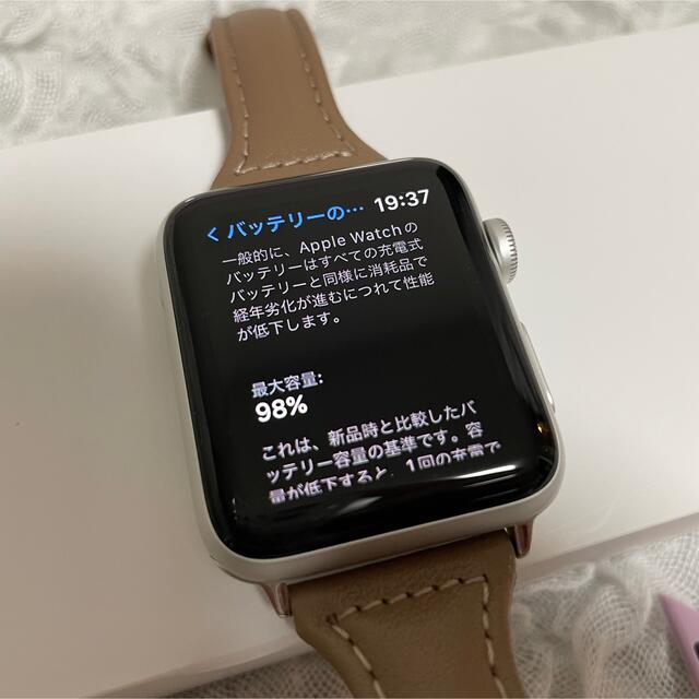 Apple Watch(アップルウォッチ)のApple Watch Series3 シルバー  42mm  メンズの時計(腕時計(デジタル))の商品写真