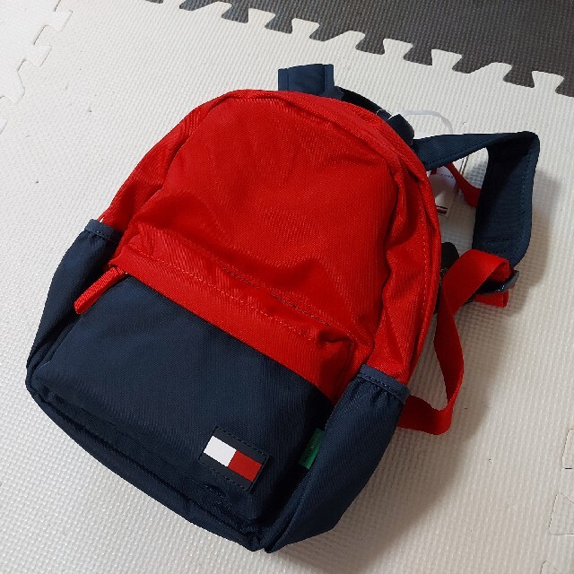 TOMMY HILFIGER(トミーヒルフィガー)のTOMMY HILFIGER　リュックサック キッズ/ベビー/マタニティのこども用バッグ(リュックサック)の商品写真