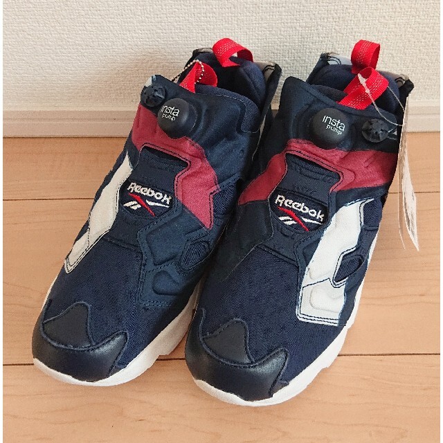 26 新品 Reebok  INSTA PUMP FURY OB  ネイビー