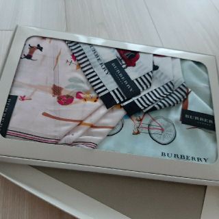 バーバリー(BURBERRY)のBURBERRY ハンカチ３枚セット(ハンカチ)