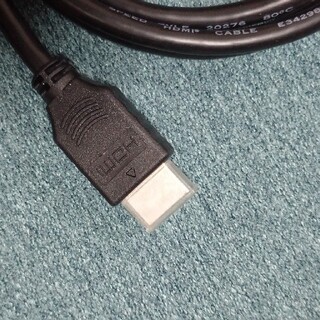 HDMI ケーブル(PC周辺機器)