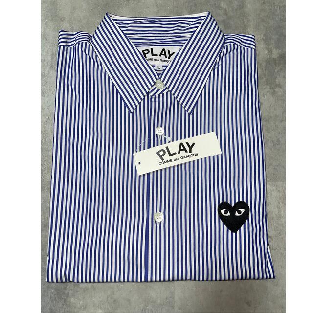 COMME des GARCONS(コムデギャルソン)の【最終値下げ】コムデギャルソン　PLAY　ストライプシャツ　白青 メンズのトップス(シャツ)の商品写真