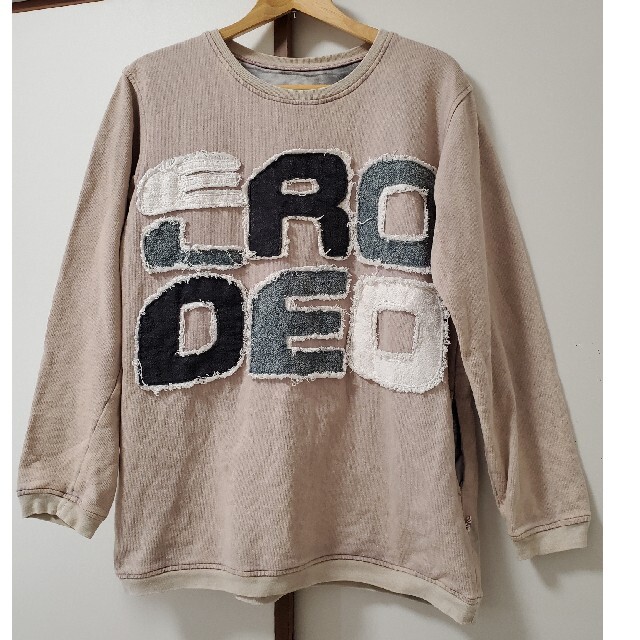 EL RODEO(エルロデオ)の🥀レア品貴重🥀🦄【ELRODEO】アップリケ長袖トレーナー🦄 レディースのトップス(トレーナー/スウェット)の商品写真