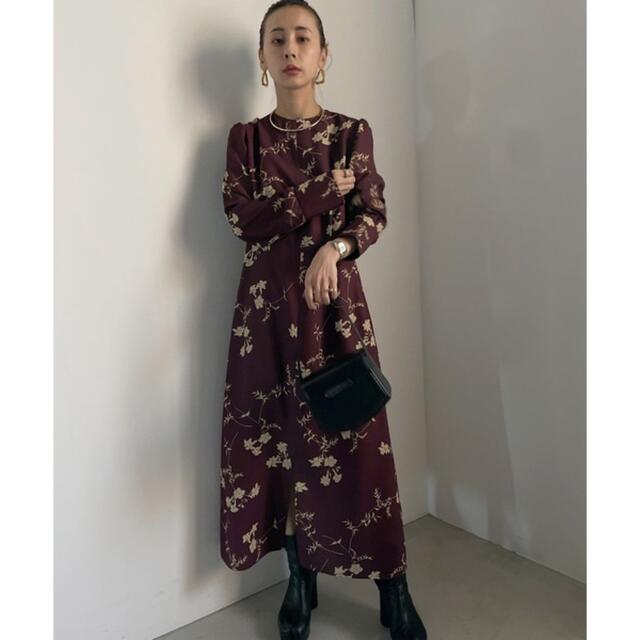 Ameri VINTAGE(アメリヴィンテージ)の2WAY KEILY FLOWER PRINT DRESS レディースのワンピース(ロングワンピース/マキシワンピース)の商品写真