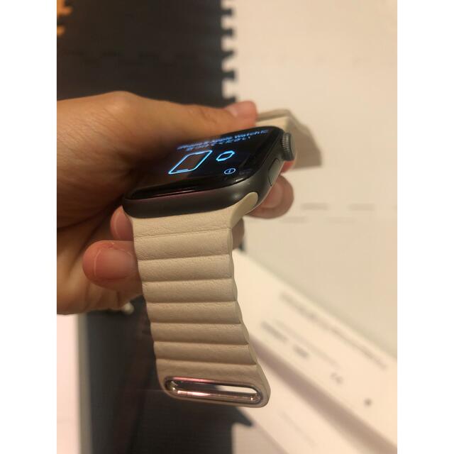 Apple Watch SERIES 4 スペースグレイ