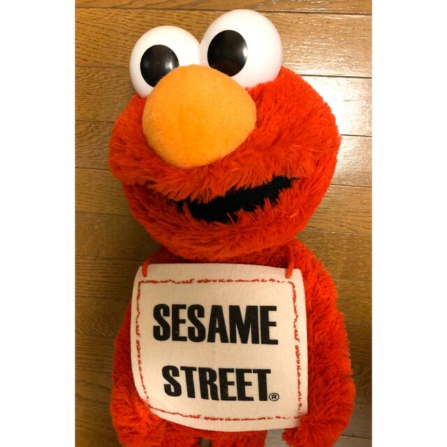 SESAME STREET(セサミストリート)のエルモ　ぬいぐるみ エンタメ/ホビーのおもちゃ/ぬいぐるみ(ぬいぐるみ)の商品写真