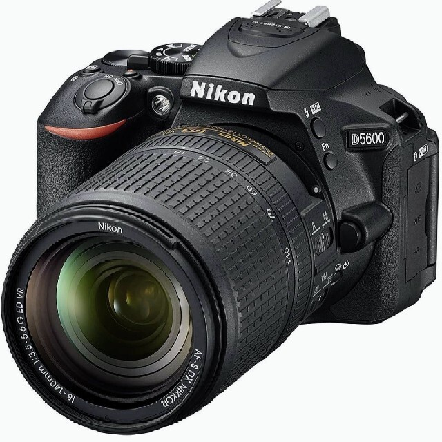 Nikon(ニコン)の【最安値】Nikon d5600 【18-140mm】 スマホ/家電/カメラのカメラ(デジタル一眼)の商品写真
