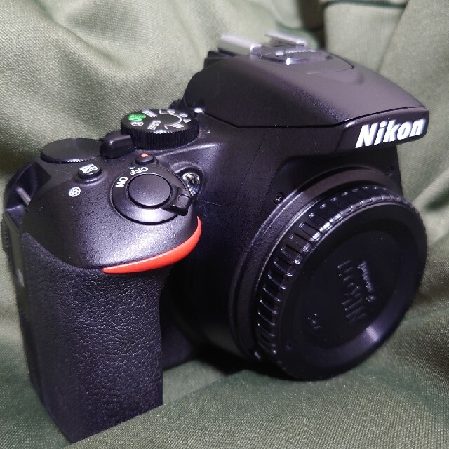 Nikon(ニコン)の【最安値】Nikon d5600 【18-140mm】 スマホ/家電/カメラのカメラ(デジタル一眼)の商品写真