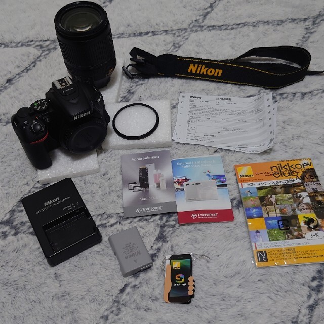 Nikon(ニコン)の【最安値】Nikon d5600 【18-140mm】 スマホ/家電/カメラのカメラ(デジタル一眼)の商品写真