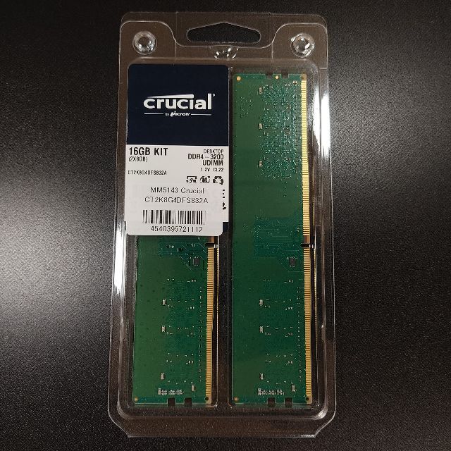 DDR4-3200 8GBx2枚組 Crucial CT2K8G4DFS832A PCパーツ