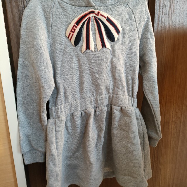 Gucci(グッチ)のGUCCI子供服 キッズ/ベビー/マタニティのキッズ服女の子用(90cm~)(ワンピース)の商品写真