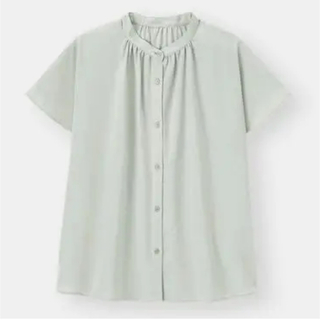 ジーユー(GU)のシャツ(シャツ/ブラウス(半袖/袖なし))