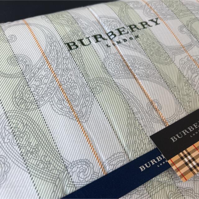 BURBERRY(バーバリー)の新品★上質日本製 西川 羊毛混肌掛けふとん Burberry バーバリー インテリア/住まい/日用品の寝具(布団)の商品写真