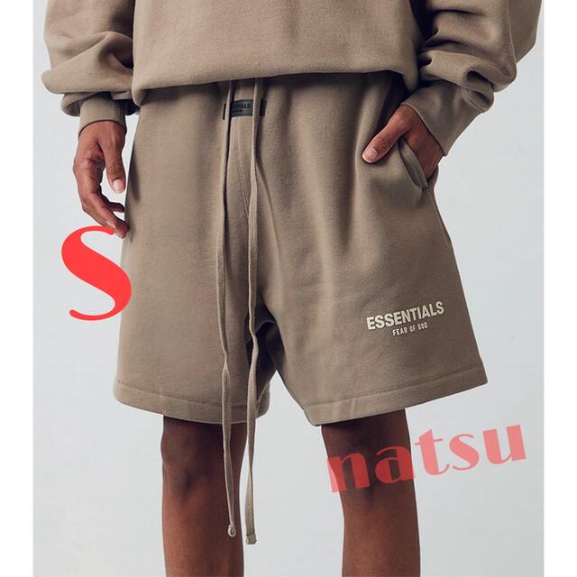 FEAR OF GOD(フィアオブゴッド)のFOG Essentials Shorts Desert Taupe S メンズのパンツ(ショートパンツ)の商品写真