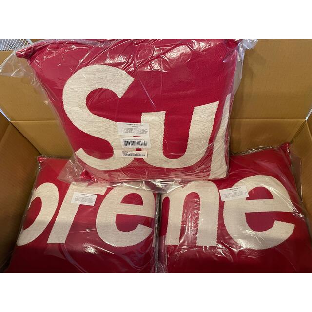 Supreme Jules Pansu Pillows (Set of 3) 赤