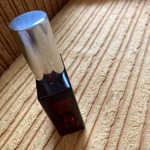 AUX PARADIS(オゥパラディ)のお値下げしました！AUX PARADIS オードパルファムオスマンサス　15ml コスメ/美容の香水(香水(女性用))の商品写真